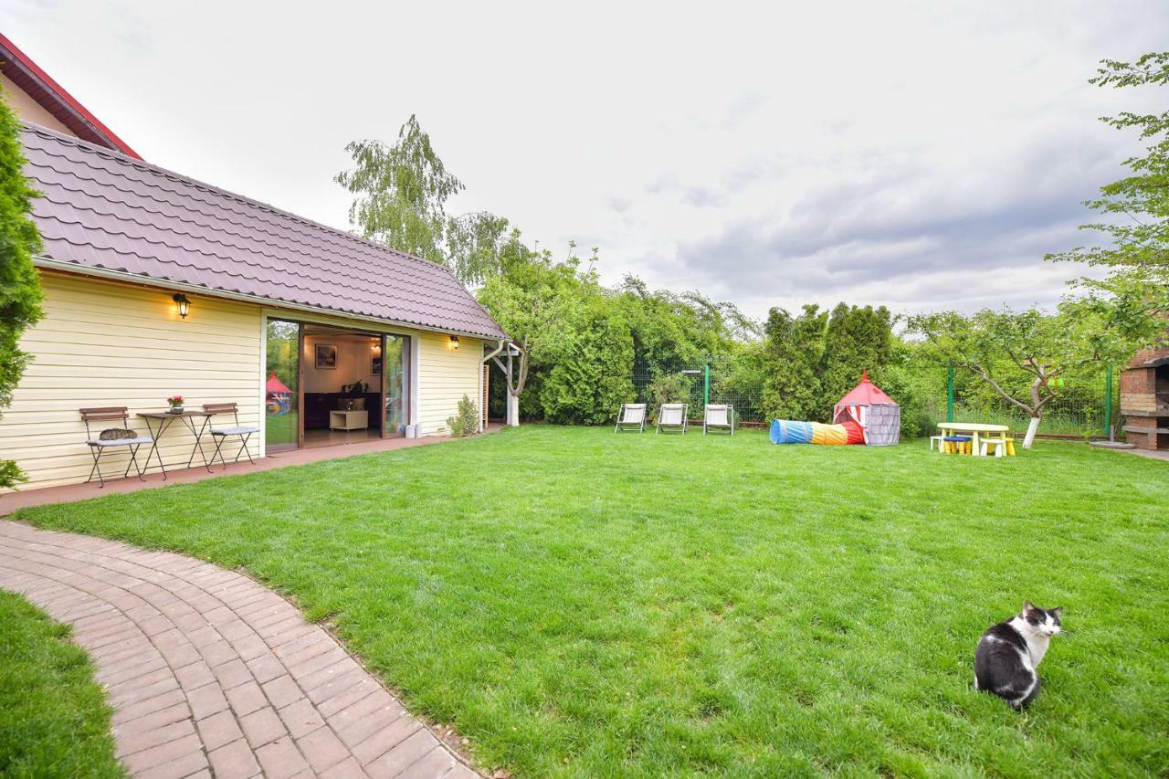 Happy Place - Casuta Galbena Domnesti  Exterior foto