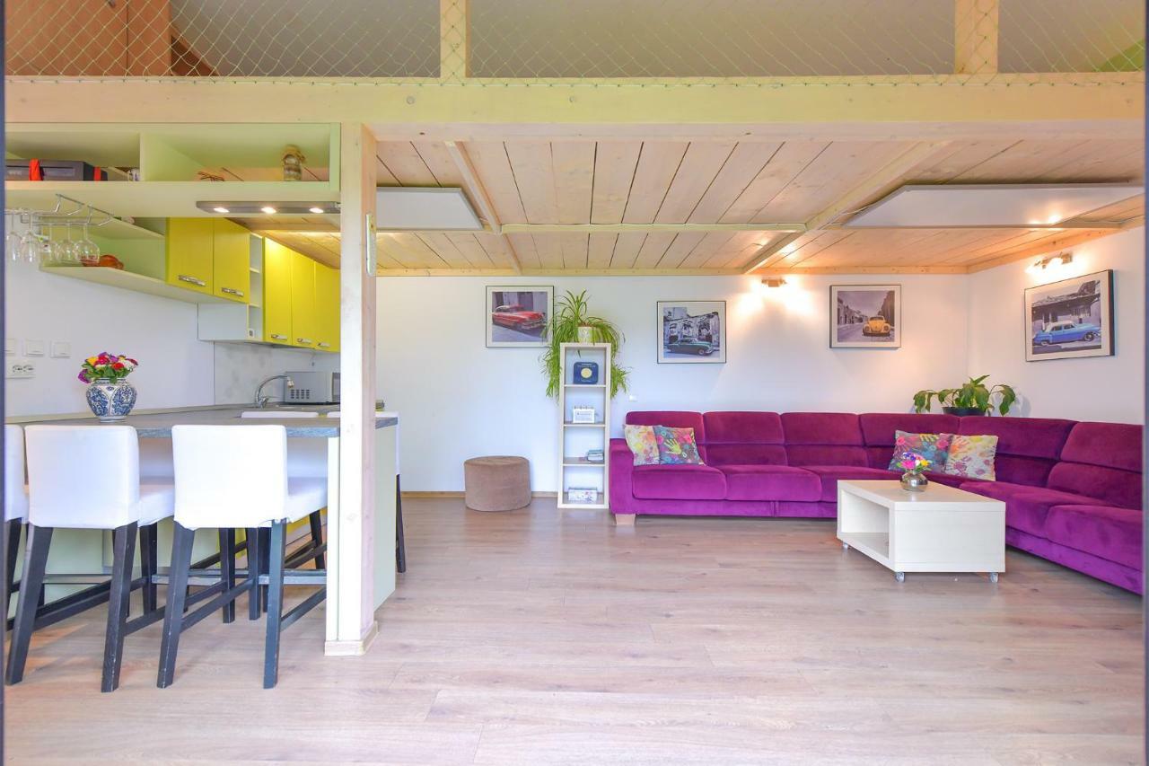 Happy Place - Casuta Galbena Domnesti  Exterior foto